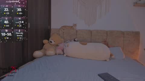 Snapshot of namibergman_ chatting on December 21, 10:39 pm N A M I - OF namibergmant online show from December 21, 10:39 pm