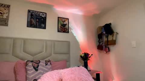 NamiThompson online show from September 24, 11:41 pm