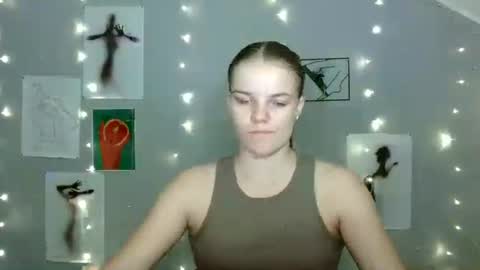 Nana online show from September 19, 8:16 am