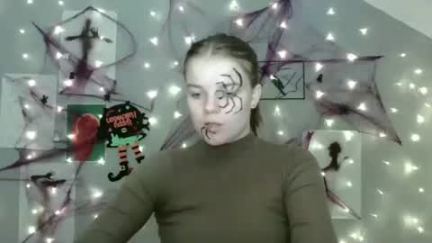 Nana online show from October 22, 8:03 am