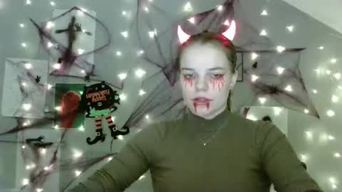 Nana online show from October 24, 8:11 am