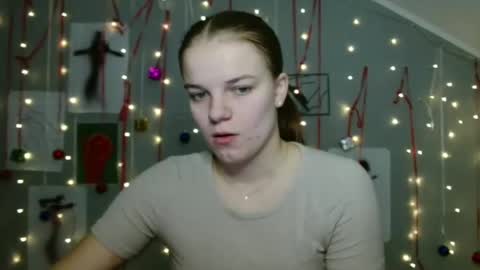 Nana online show from November 13, 8:13 am