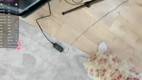 Kiana online show from May 17, 8:01 am