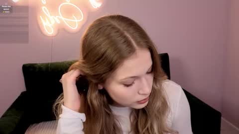 Snapshot of nanami_v02 chatting on January 10, 2:30 pm Maeve online show from January 10, 2:30 pm