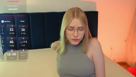 Snapshot of nanami_v02 chatting on March 1, 8:00 pm Maeve online show from March 1, 8:00 pm