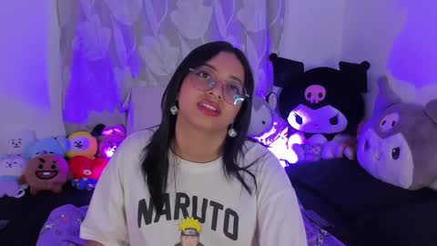 Snapshot of nanaosaki_ chatting on September 25, 1:42 am Nana online show from September 25, 1:42 am