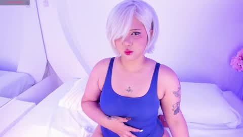 NanaOsaky online show from November 19, 11:54 am