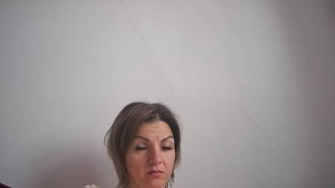 Nancy online show from October 17, 6:38 am