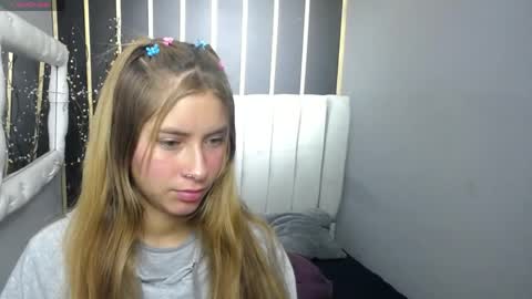 nancy blonde online show from April 24, 12:40 pm