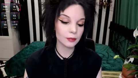 Nancy online show from November 30, 3:10 am