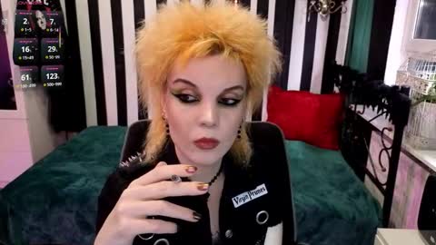 Nancy online show from February 12, 2:56 pm