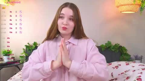 Snapshot of nancycaseys chatting on October 13, 5:07 am Luna online show from October 13, 5:07 am