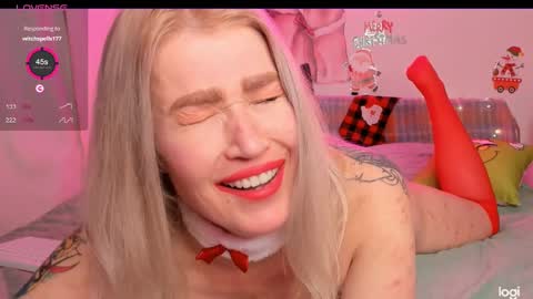 Snapshot of nancyfancyyy chatting on December 23, 6:44 am Follow my page on peach online show from December 23, 6:44 am
