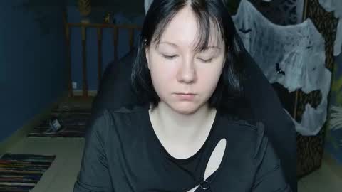 nancymartinez online show from October 30, 5:09 am