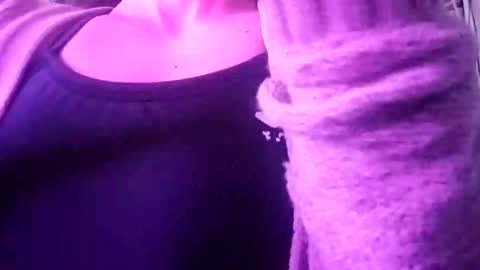 Snapshot of nancyybonita chatting on February 2, 7:09 am nancyybonita online show from February 2, 7:09 am