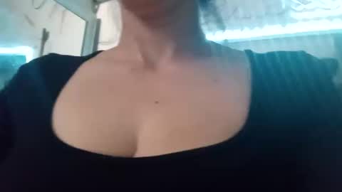 Snapshot of nancyybonita chatting on March 17, 2:38 am nancyybonita online show from March 17, 2:38 am