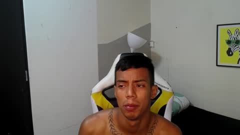 Snapshot of nando_col chatting on October 16, 11:11 am nando_col online show from October 16, 11:11 am