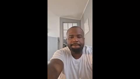 Kcalbzzkcats online show from April 17, 11:08 pm