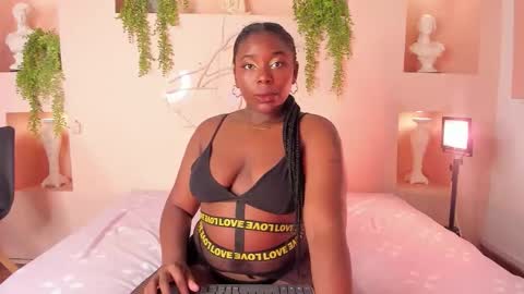 nanymoreno online show from October 10, 12:15 pm