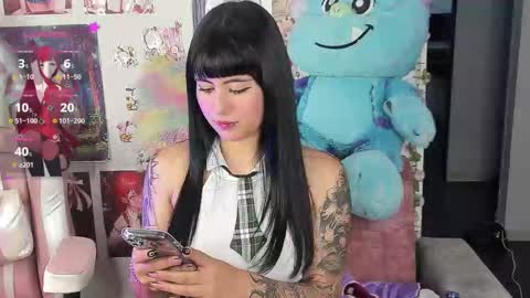 Naoko online show from December 2, 3:56 am