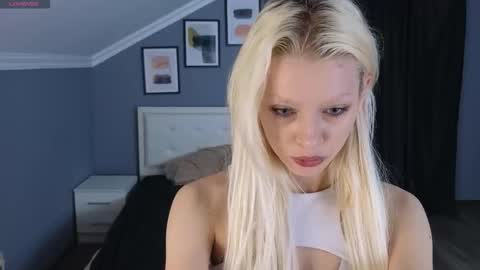 Eva online show from February 1, 8:24 am