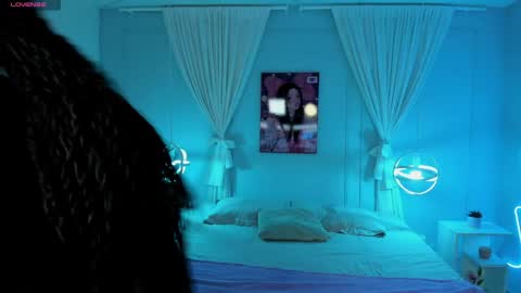 Naomi online show from March 27, 7:35 pm