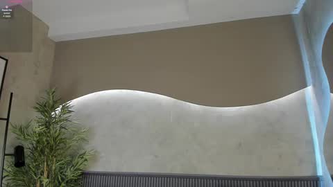 Naomi  online show from September 21, 7:26 pm