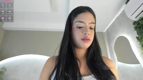 Naomi  online show from September 28, 7:41 pm