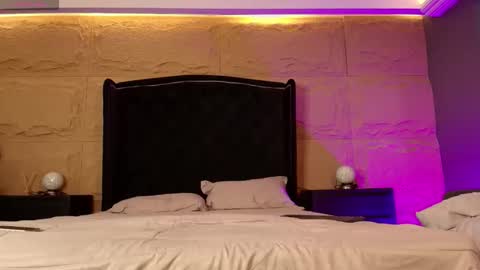 Naomi online show from October 16, 8:32 pm