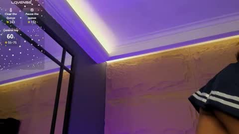 Snapshot of naomi_hill1 chatting on March 13, 12:45 pm Naomi online show from March 13, 12:45 pm