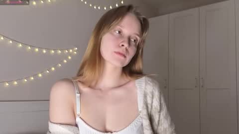 Naomi online show from November 16, 11:10 pm