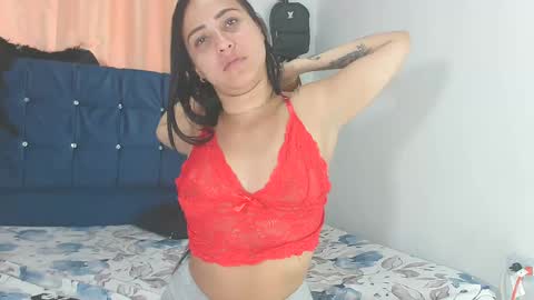 Snapshot of naomi_sweet420 chatting on September 8, 2:49 pm Mia online show from September 8, 2:49 pm