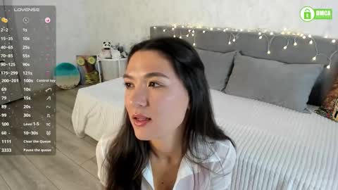 Naomi online show from September 23, 2:42 pm