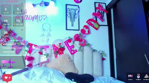 Snapshot of naomiasha_ chatting on February 17, 3:04 am online show from February 17, 3:04 am