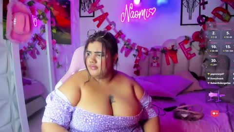 Snapshot of naomiasha_ chatting on February 19, 5:16 am online show from February 19, 5:16 am