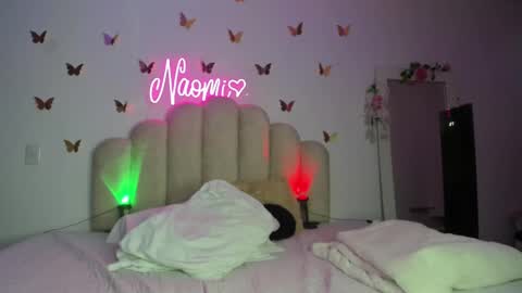 Snapshot of naomiasha_ chatting on September 27, 1:54 am online show from September 27, 1:54 am