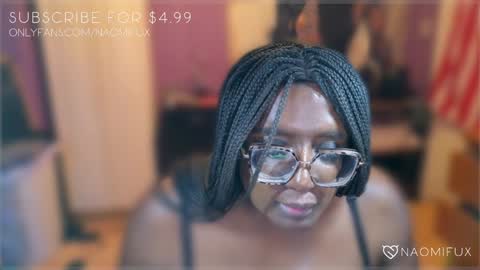 Snapshot of naomifux chatting on January 5, 5:20 pm Naomi online show from January 5, 5:20 pm