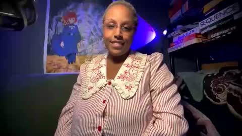 Naomigiirl6 online show from June 8, 9:37 pm