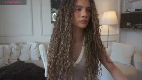 Naomi online show from June 12, 9:03 pm
