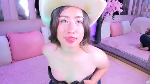     online show from January 9, 10:11 pm