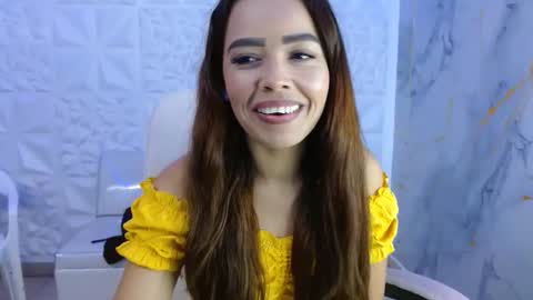 Naomis online show from May 22, 1:28 pm