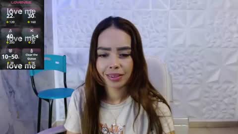 Naomis online show from June 15, 2:19 pm