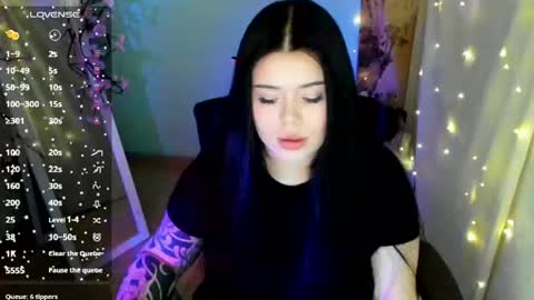 Naomi online show from June 24, 6:45 am