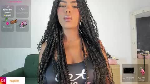 Naomi     online show from September 29, 10:25 pm