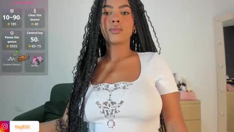 Naomi     online show from October 2, 3:02 am