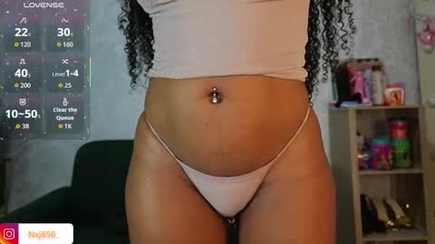 Snapshot of naomixjones1 chatting on February 13, 10:50 pm Naomi online show from February 13, 10:50 pm