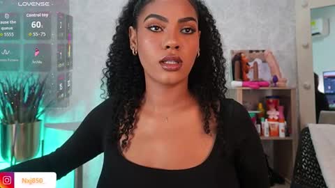 Snapshot of naomixjones1 chatting on March 1, 7:05 pm Naomi online show from March 1, 7:05 pm