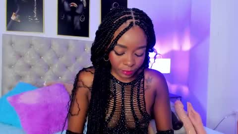 naomy_191 online show from May 9, 3:12 am