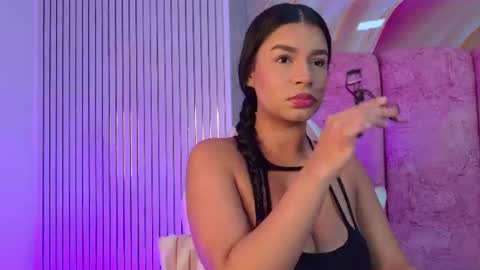 Naomy  online show from July 9, 11:58 am