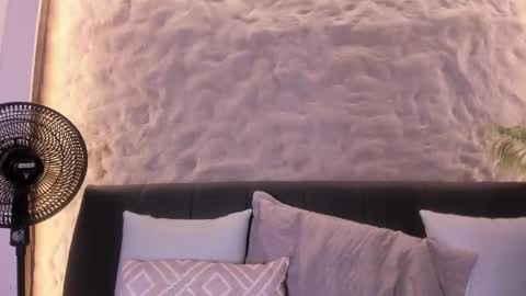 Snapshot of naomy_gyal chatting on February 27, 1:00 pm I am Naomy online show from February 27, 1:00 pm